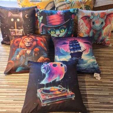 Scatter cushions